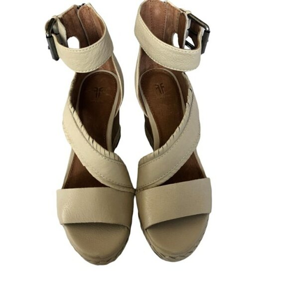 Frye Riviana Off White Feather Wedge Sandal 6 - Picture 2 of 8